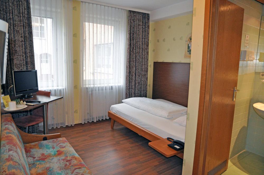 Hotel Astoria Frankfurt am Main Kültér fotó