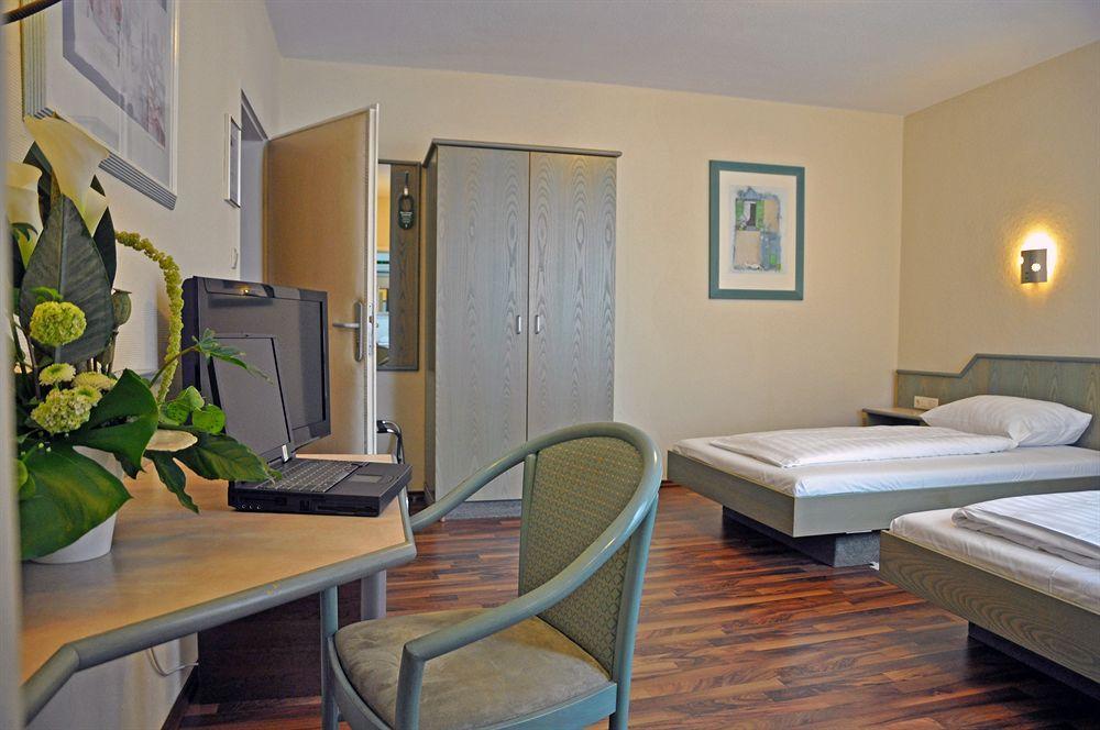 Hotel Astoria Frankfurt am Main Kültér fotó